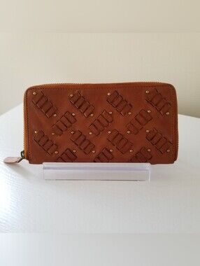 Vilenca Leather Zip Around Wallet NWOT